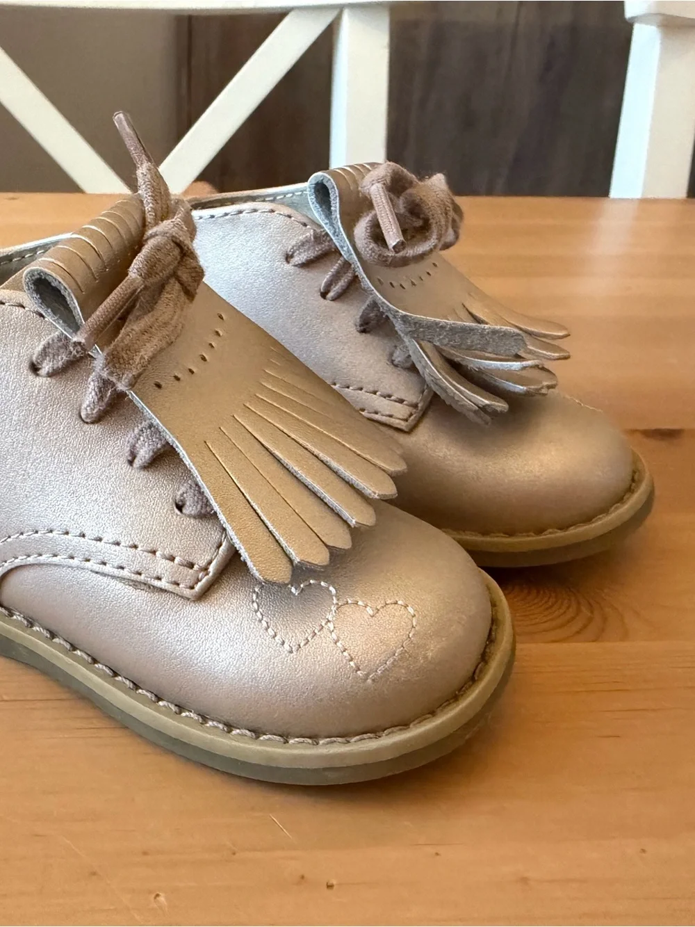 Footmates 3.5 W Infant Metallic Cream Fringe Lace-Up Boots